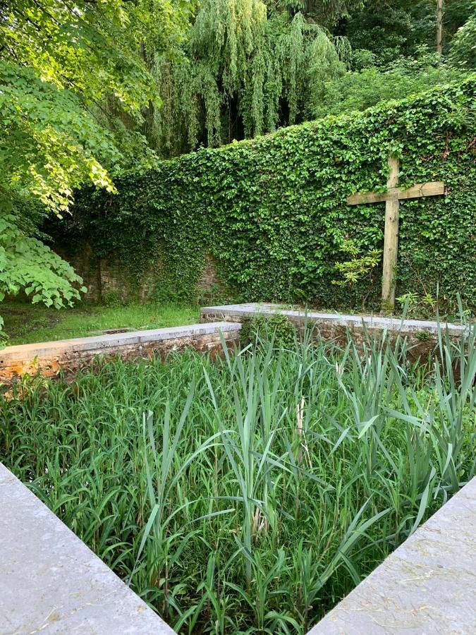 La Porterie De L'Abbaye De Marche Les Dames 나무르 외부 사진